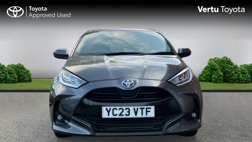 Toyota Yaris 1.5 Hybrid Design 5dr CVT Hybrid Hatchback - Image 22