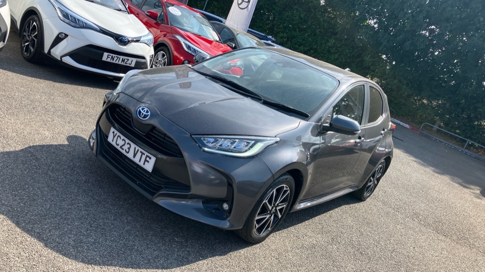 Toyota Yaris 1.5 Hybrid Design 5dr CVT Hybrid Hatchback - Image 50