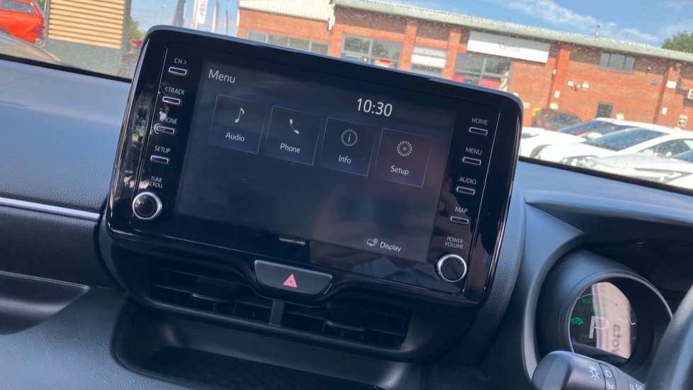 Toyota Yaris 1.5 Hybrid Design 5dr CVT Hybrid Hatchback - Image 65