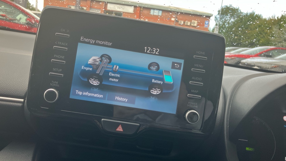 Toyota Yaris 1.5 Hybrid Icon 5dr CVT Hybrid Hatchback - Image 46