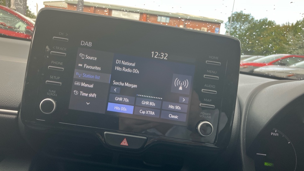Toyota Yaris 1.5 Hybrid Icon 5dr CVT Hybrid Hatchback - Image 48