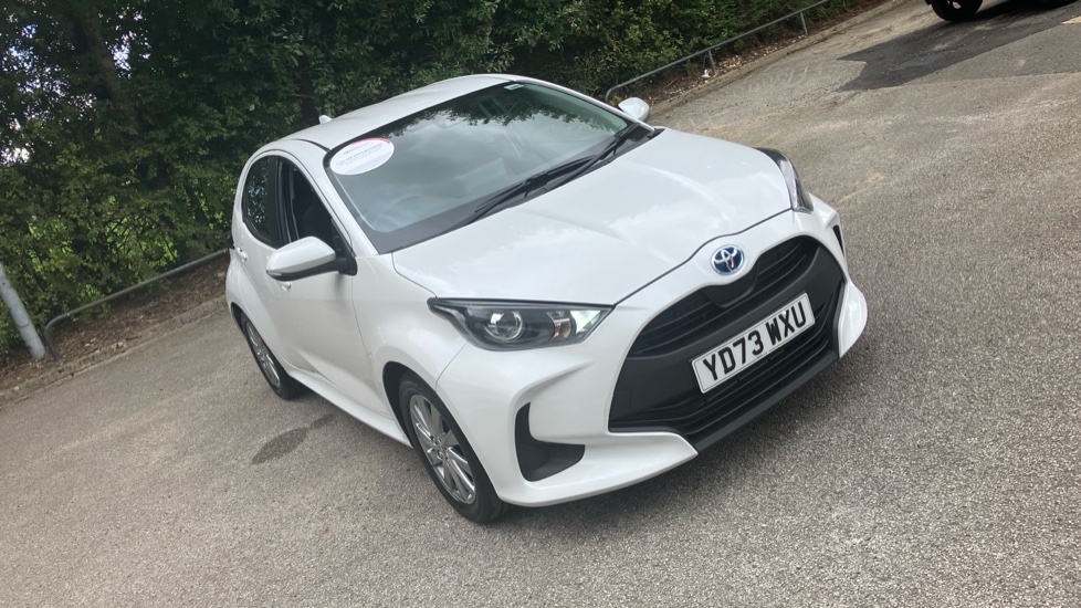 Toyota Yaris 1.5 Hybrid Icon 5dr CVT Hybrid Hatchback - Image 50