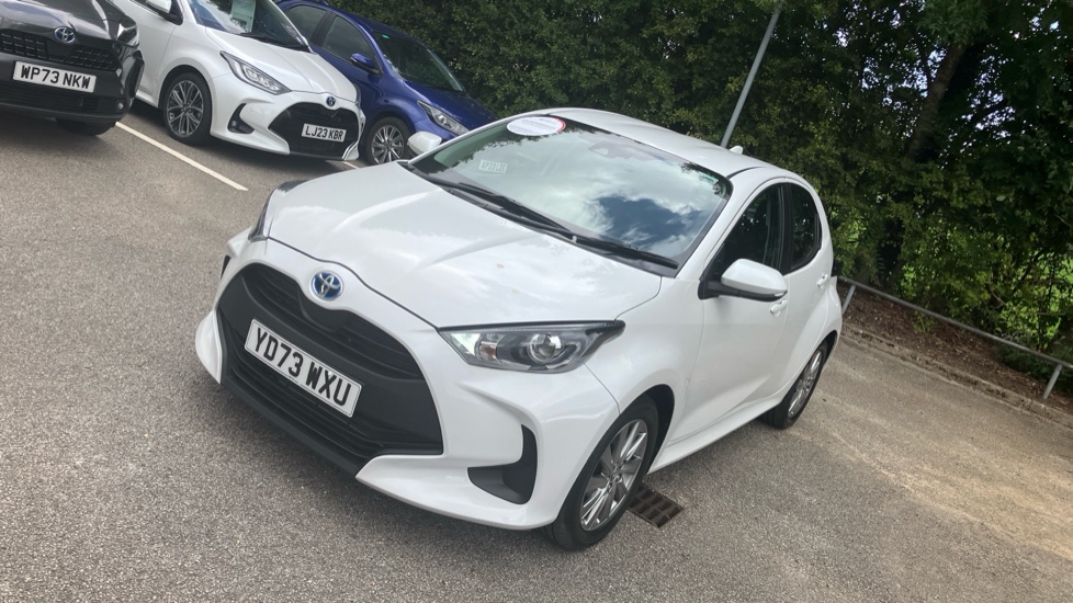 Toyota Yaris 1.5 Hybrid Icon 5dr CVT Hybrid Hatchback - Image 51