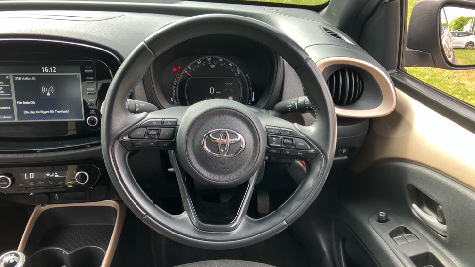 Toyota Aygo X 1.0 VVT-i Edge 5dr Petrol Hatchback - Image 7