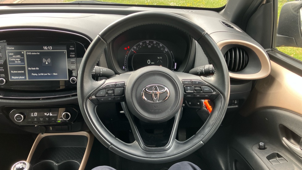 Toyota Aygo X 1.0 VVT-i Edge 5dr Petrol Hatchback - Image 10