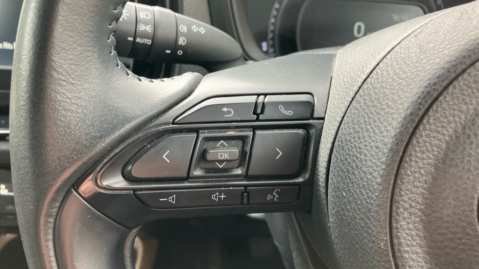 Toyota Aygo X 1.0 VVT-i Edge 5dr Petrol Hatchback - Image 41