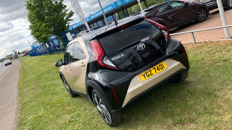 Toyota Aygo X 1.0 VVT-i Edge 5dr Petrol Hatchback - Image 52