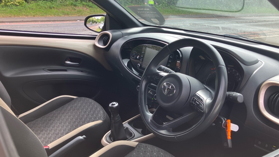 Toyota Aygo X 1.0 VVT-i Edge 5dr Petrol Hatchback - Image 58