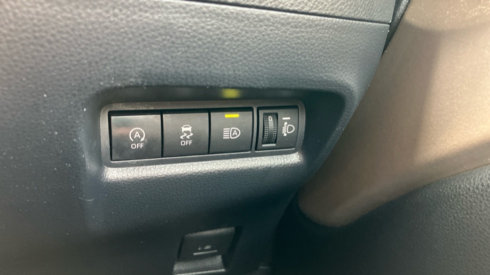 Toyota Aygo X 1.0 VVT-i Edge 5dr Petrol Hatchback - Image 61