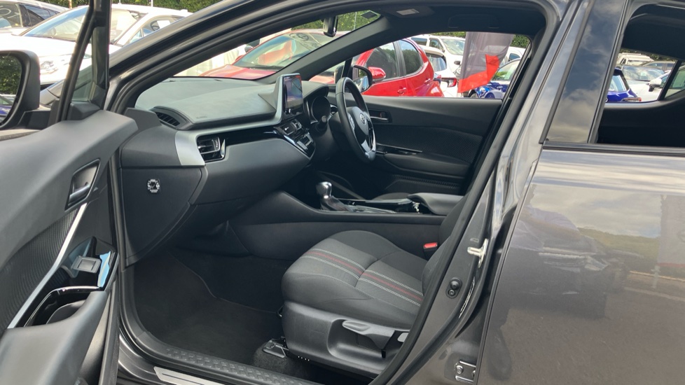 Toyota C-HR 2.0 Hybrid GR Sport 5dr CVT Hybrid Hatchback - Image 5