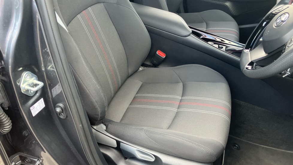 Toyota C-HR 2.0 Hybrid GR Sport 5dr CVT Hybrid Hatchback - Image 17