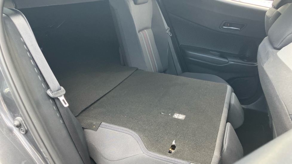 Toyota C-HR 2.0 Hybrid GR Sport 5dr CVT Hybrid Hatchback - Image 18