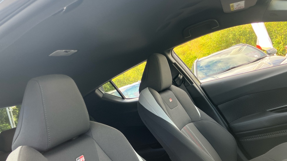Toyota C-HR 2.0 Hybrid GR Sport 5dr CVT Hybrid Hatchback - Image 19