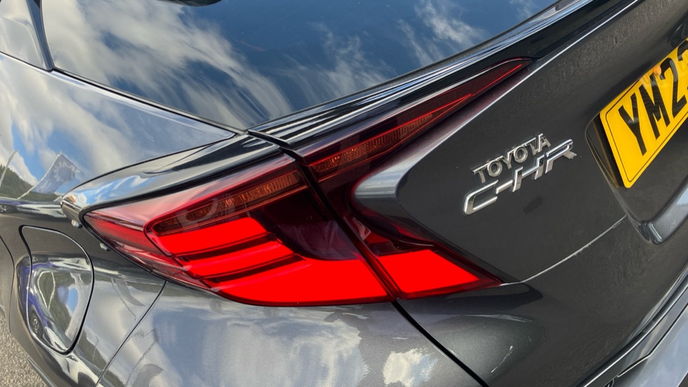 Toyota C-HR 2.0 Hybrid GR Sport 5dr CVT Hybrid Hatchback - Image 21