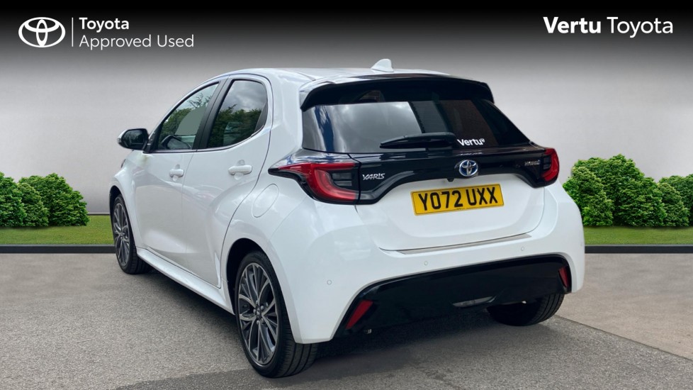Toyota Yaris 1.5 Hybrid Excel 5dr CVT Hybrid Hatchback - Image 4