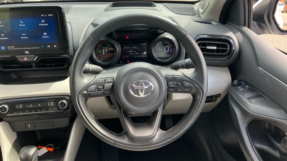 Toyota Yaris 1.5 Hybrid Excel 5dr CVT Hybrid Hatchback - Image 7