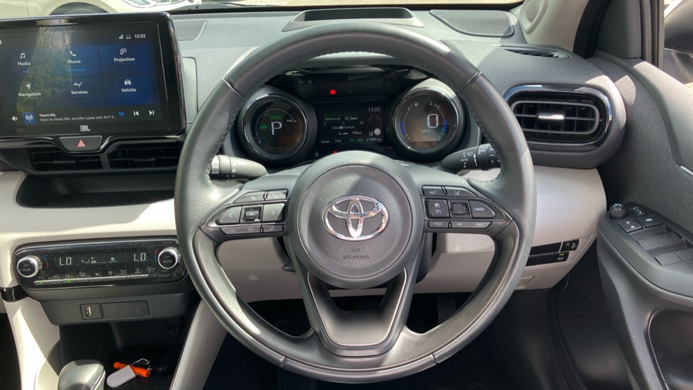 Toyota Yaris 1.5 Hybrid Excel 5dr CVT Hybrid Hatchback - Image 10