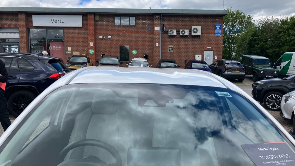 Toyota Yaris 1.5 Hybrid Excel 5dr CVT Hybrid Hatchback - Image 29
