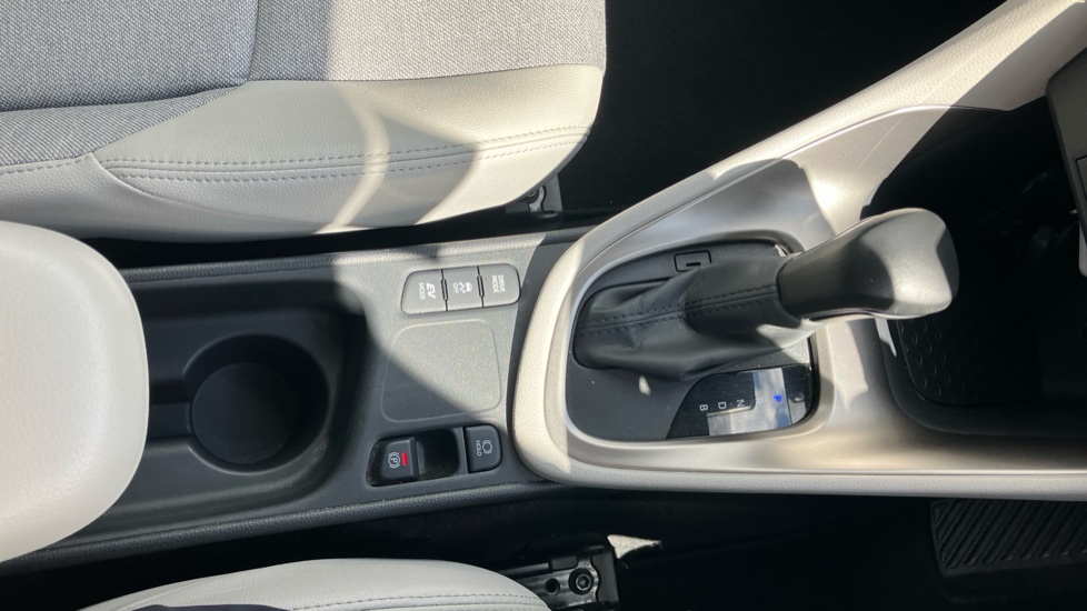 Toyota Yaris 1.5 Hybrid Excel 5dr CVT Hybrid Hatchback - Image 67