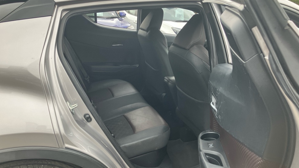 Toyota C-HR 1.8 Hybrid Excel 5dr CVT Hybrid Hatchback - Image 8