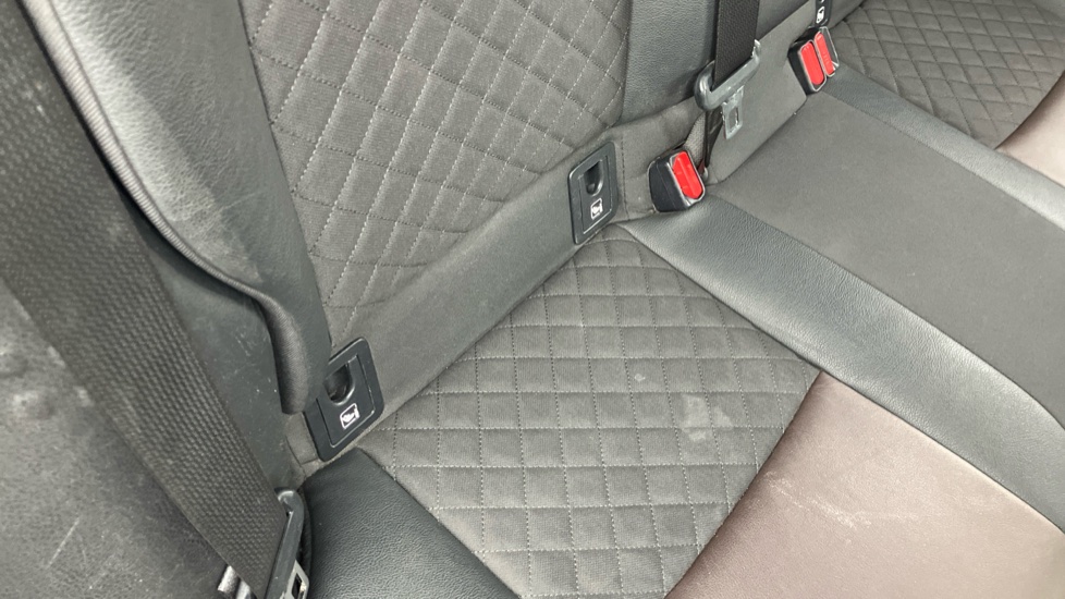 Toyota C-HR 1.8 Hybrid Excel 5dr CVT Hybrid Hatchback - Image 14