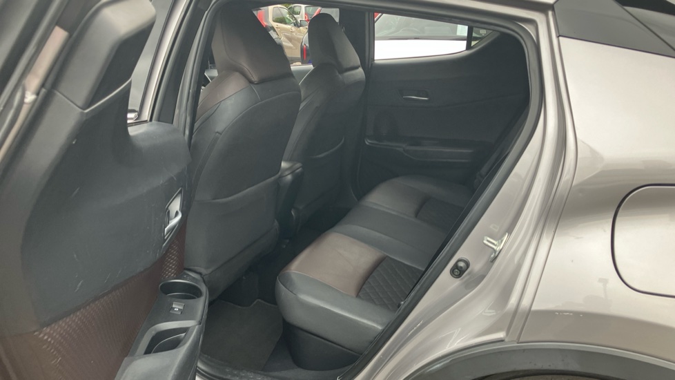 Toyota C-HR 1.8 Hybrid Excel 5dr CVT Hybrid Hatchback - Image 15