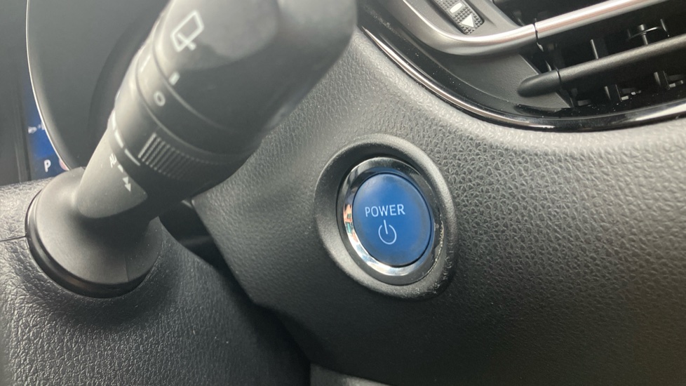 Toyota C-HR 1.8 Hybrid Excel 5dr CVT Hybrid Hatchback - Image 16