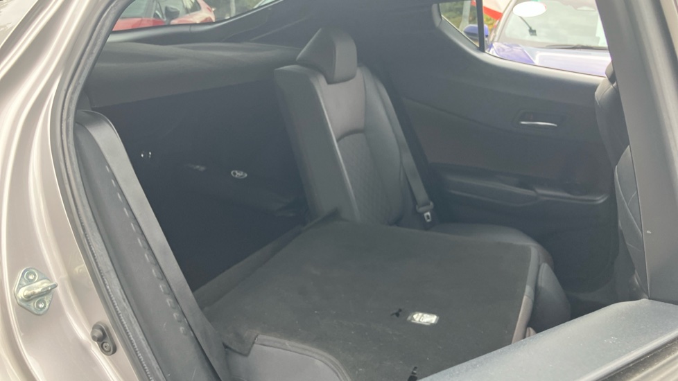 Toyota C-HR 1.8 Hybrid Excel 5dr CVT Hybrid Hatchback - Image 18