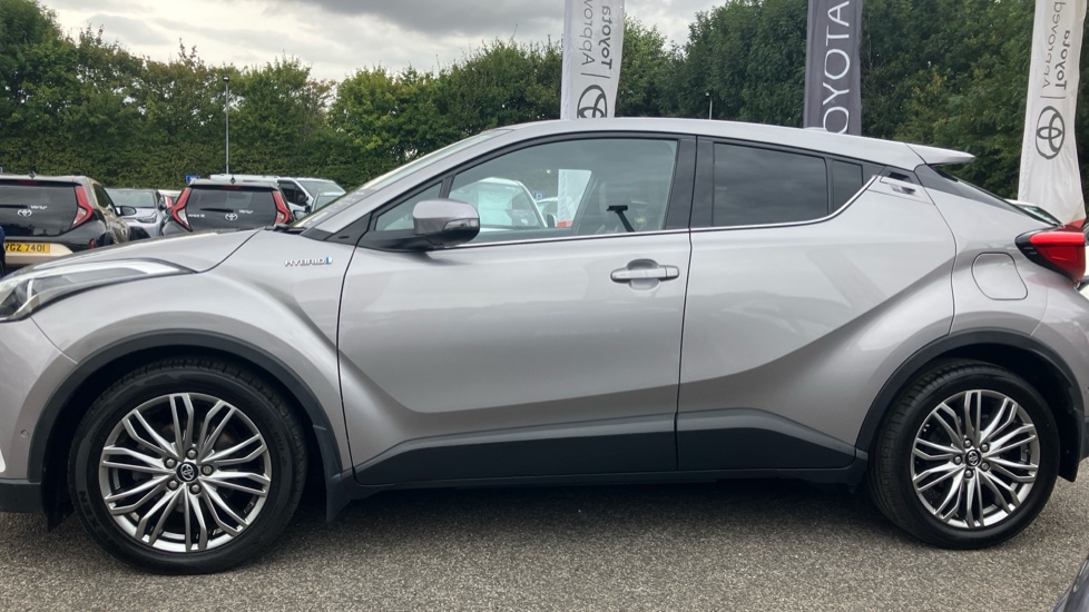 Toyota C-HR 1.8 Hybrid Excel 5dr CVT Hybrid Hatchback - Image 24