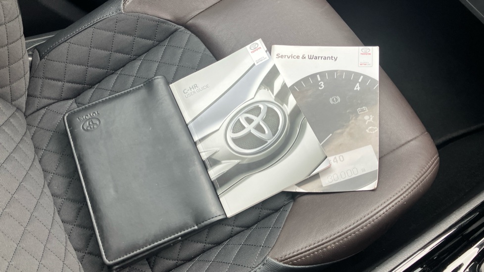 Toyota C-HR 1.8 Hybrid Excel 5dr CVT Hybrid Hatchback - Image 27