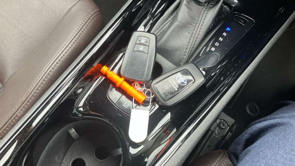 Toyota C-HR 1.8 Hybrid Excel 5dr CVT Hybrid Hatchback - Image 28
