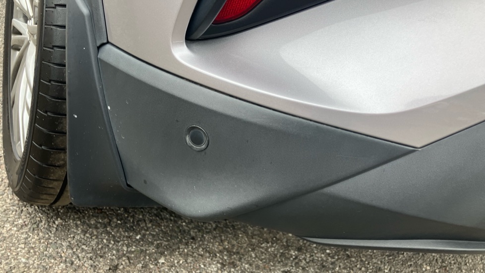 Toyota C-HR 1.8 Hybrid Excel 5dr CVT Hybrid Hatchback - Image 34