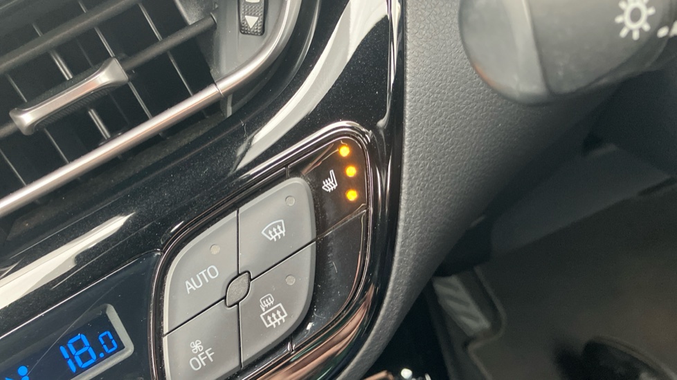 Toyota C-HR 1.8 Hybrid Excel 5dr CVT Hybrid Hatchback - Image 43