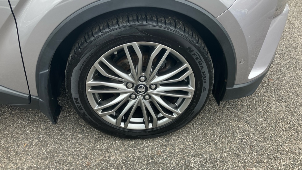 Toyota C-HR 1.8 Hybrid Excel 5dr CVT Hybrid Hatchback - Image 56