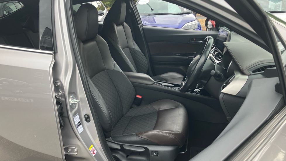 Toyota C-HR 1.8 Hybrid Excel 5dr CVT Hybrid Hatchback - Image 62
