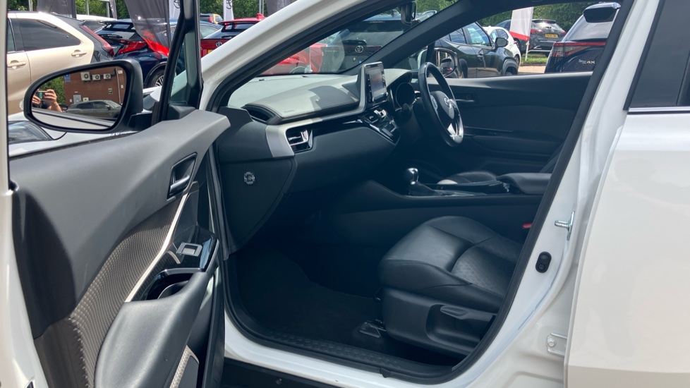 Toyota C-HR 1.8 Hybrid Excel 5dr CVT Hybrid Hatchback - Image 5