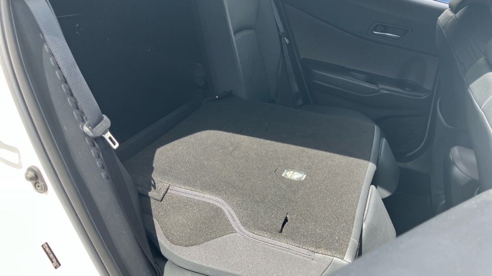 Toyota C-HR 1.8 Hybrid Excel 5dr CVT Hybrid Hatchback - Image 18