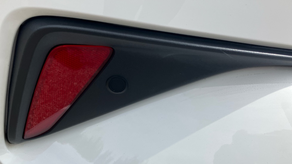 Toyota C-HR 1.8 Hybrid Excel 5dr CVT Hybrid Hatchback - Image 34