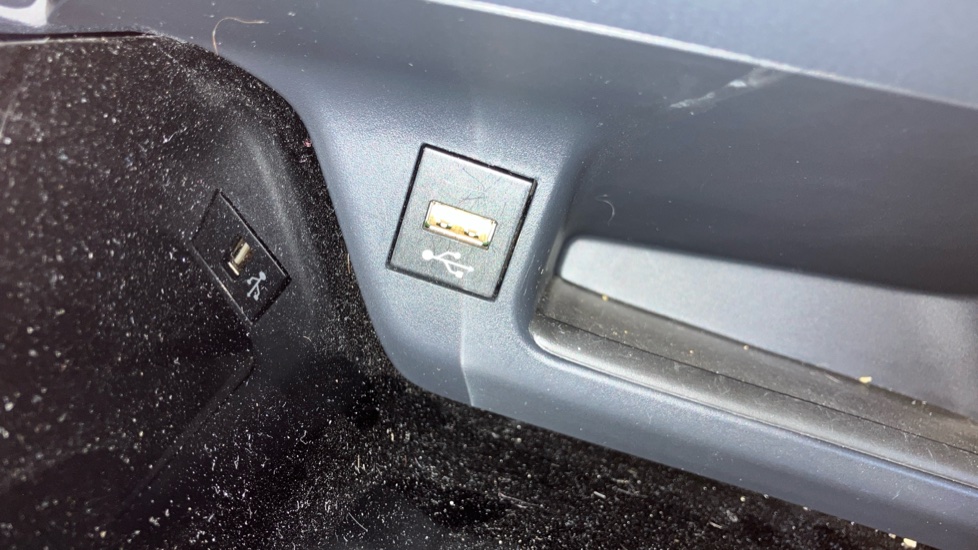 Toyota C-HR 1.8 Hybrid Excel 5dr CVT Hybrid Hatchback - Image 39