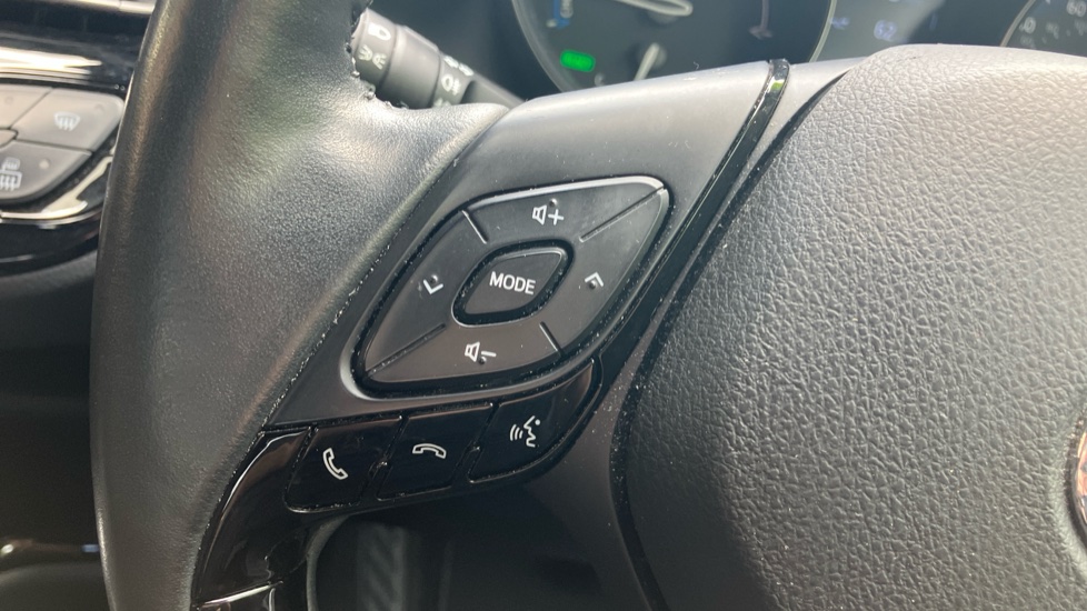 Toyota C-HR 1.8 Hybrid Excel 5dr CVT Hybrid Hatchback - Image 42