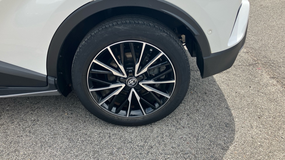 Toyota C-HR 1.8 Hybrid Excel 5dr CVT Hybrid Hatchback - Image 58