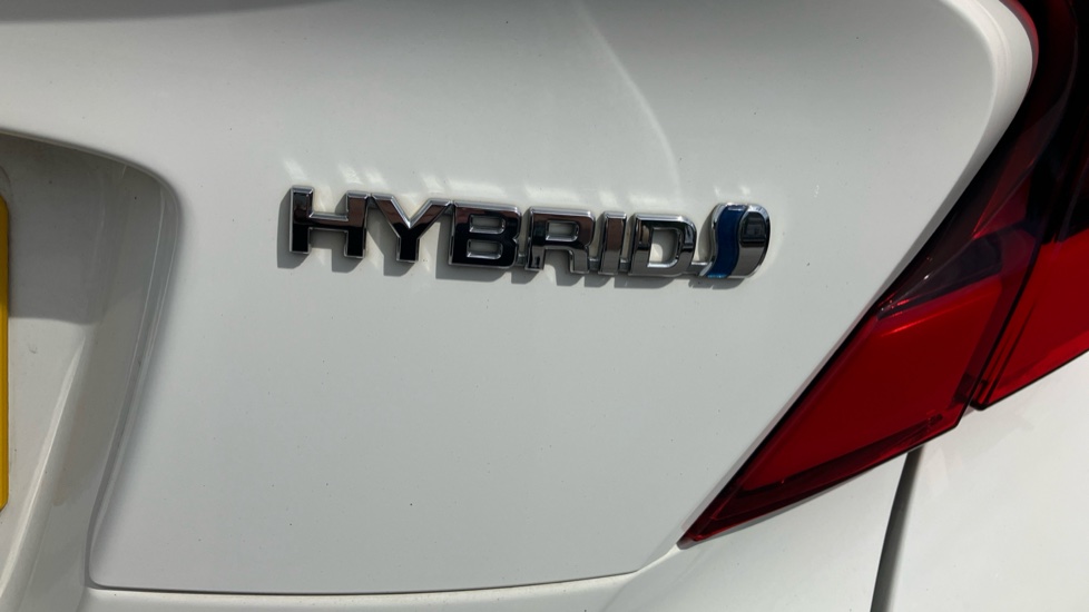 Toyota C-HR 1.8 Hybrid Excel 5dr CVT Hybrid Hatchback - Image 60