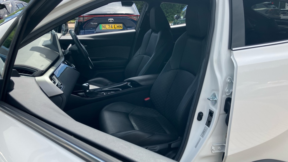 Toyota C-HR 1.8 Hybrid Excel 5dr CVT Hybrid Hatchback - Image 66