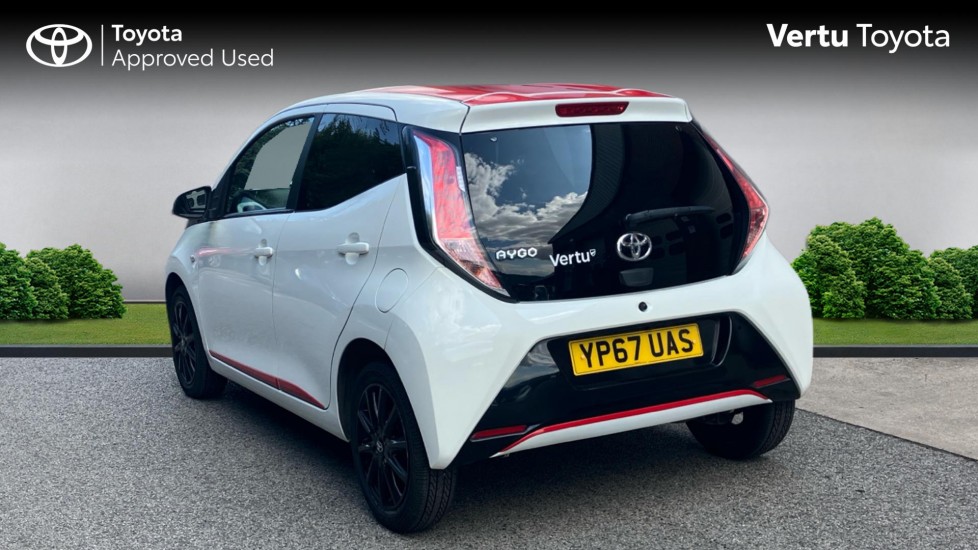 Toyota Aygo 1.0 VVT-i X-Press 5dr Petrol Hatchback - Image 4