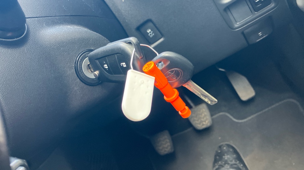 Toyota Aygo 1.0 VVT-i X-Press 5dr Petrol Hatchback - Image 16