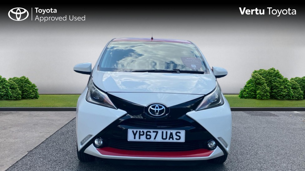 Toyota Aygo 1.0 VVT-i X-Press 5dr Petrol Hatchback - Image 22