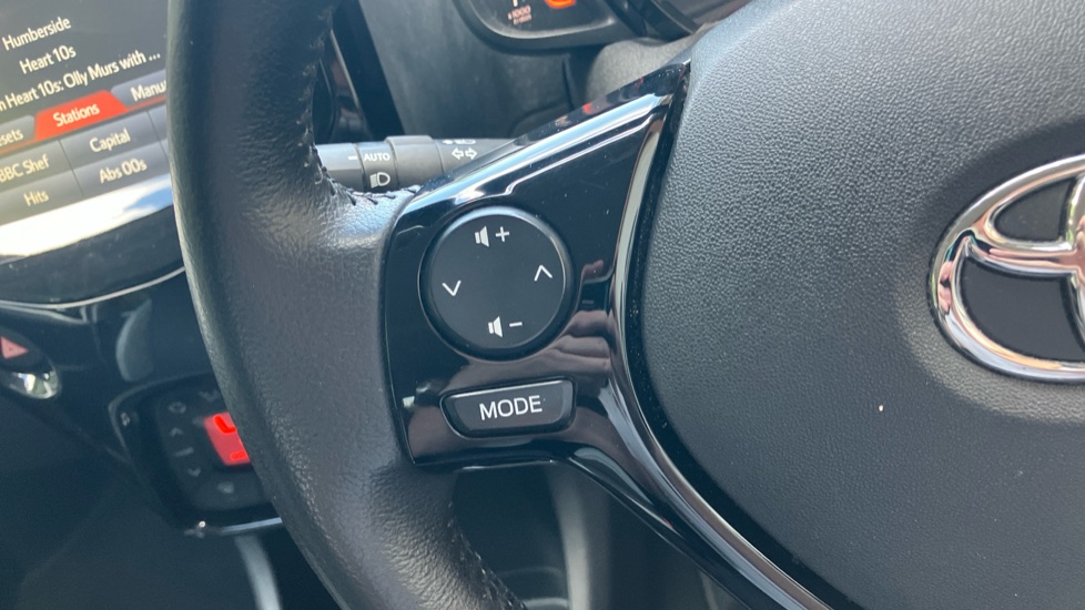Toyota Aygo 1.0 VVT-i X-Press 5dr Petrol Hatchback - Image 41