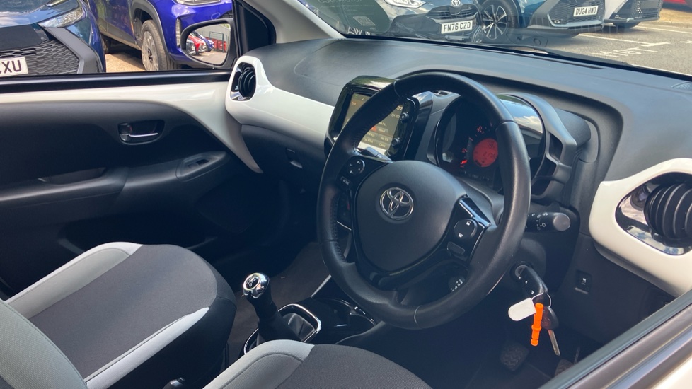 Toyota Aygo 1.0 VVT-i X-Press 5dr Petrol Hatchback - Image 58