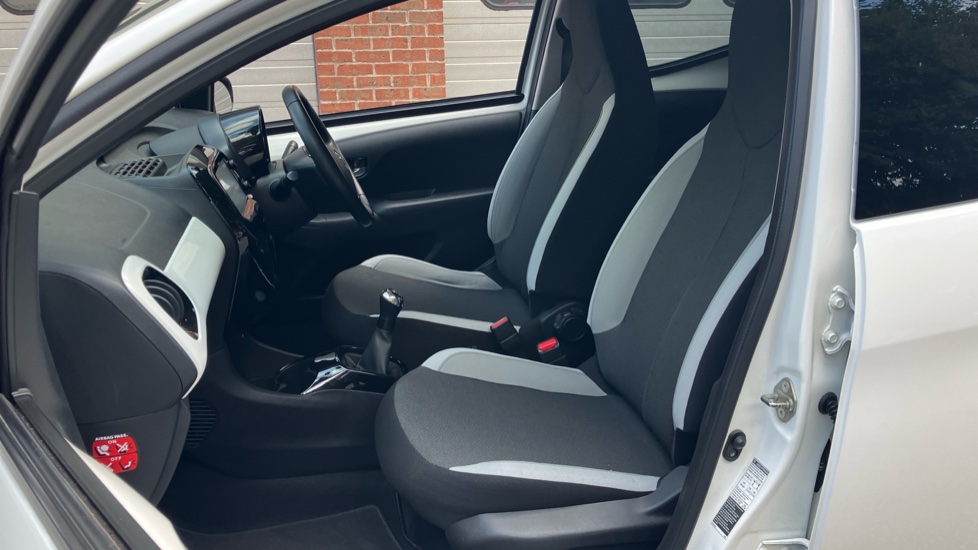 Toyota Aygo 1.0 VVT-i X-Press 5dr Petrol Hatchback - Image 59