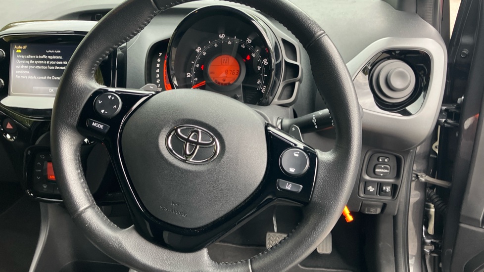Toyota Aygo 1.0 VVT-i X-Trend TSS 5dr x-shift Petrol Hatchback - Image 7